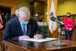 Governor Baker Signs Comprehensive Climate Change Legislation